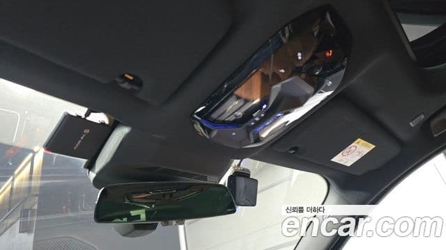 BMW 7 Series 2025 — Photo 3/32