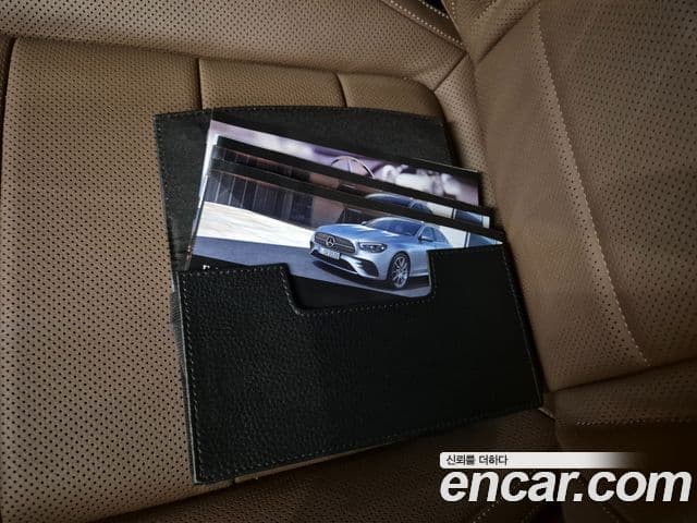 Mercedes-Benz E-Class 2023 — Фото 17/20