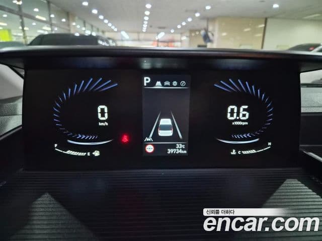 Hyundai Staria 2022 — Фото 9/18