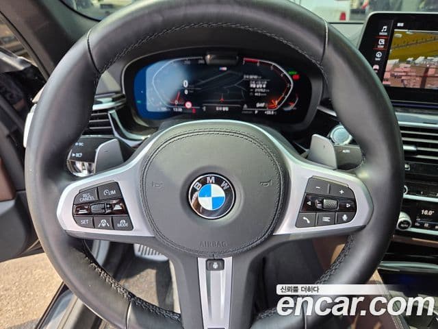 BMW 5 Series 2021 — ფოტო 6/20