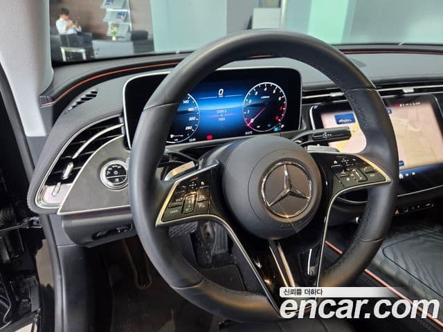 Mercedes-Benz E-Class 2025 — Фото 5/17