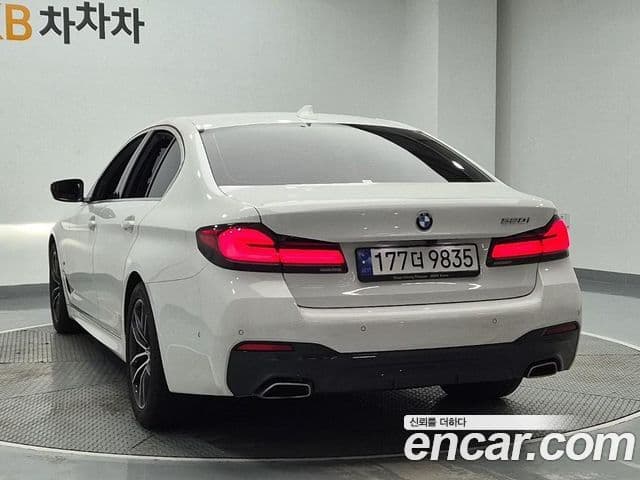 BMW 5 Series 2023 — Şəkil 2/18