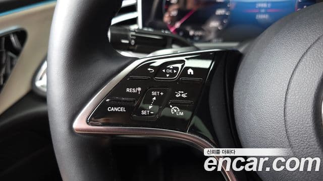 Mercedes-Benz E-Class 2024 — Фото 16/20