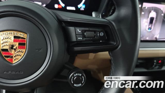 Porsche Cayenne 2023 — Photo 20/36