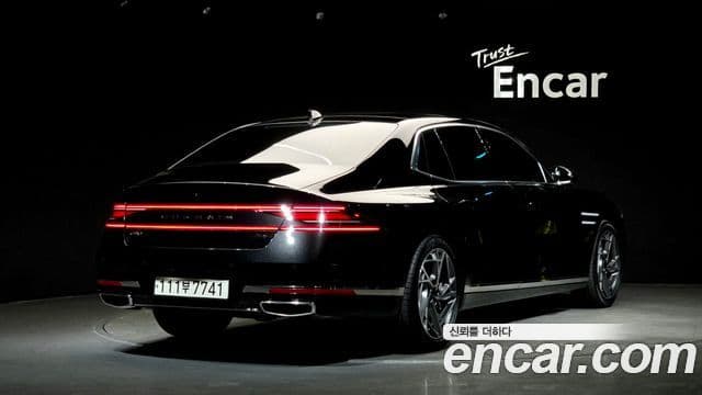 Genesis G90 2023 — Photo 6/32