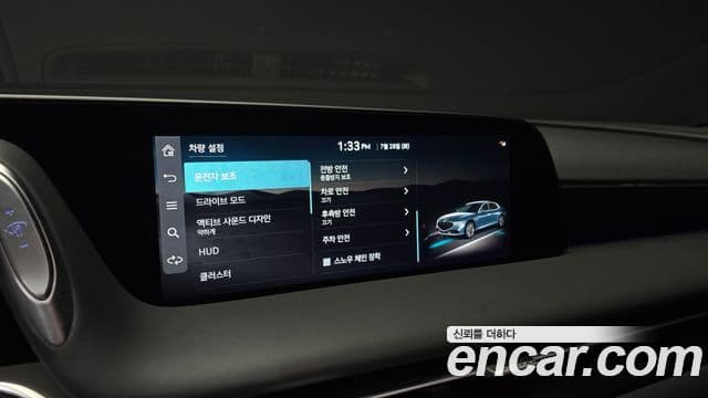 Genesis G90 2023 — Photo 21/32