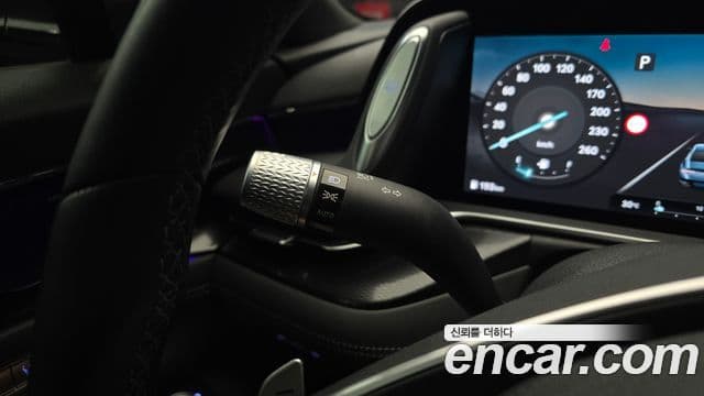 Genesis G90 2023 — Photo 11/32