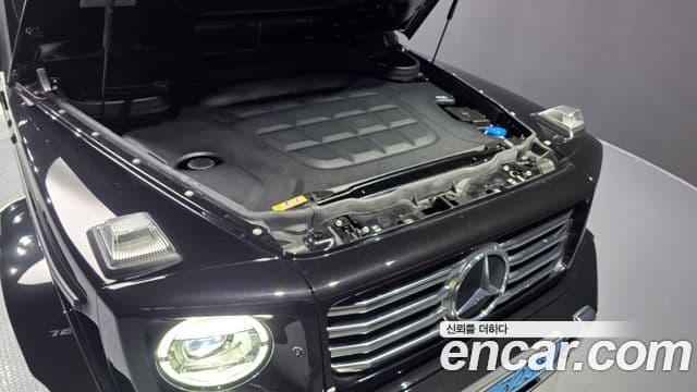 Mercedes-Benz G-Class 2025 — Photo 7/35