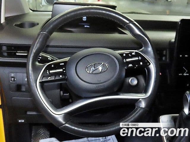 Hyundai Staria 2022 — ფოტო 7/20