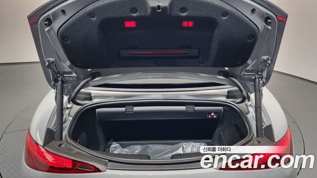 Mercedes-Benz SL-Class 2023 — ფოტო 19/20