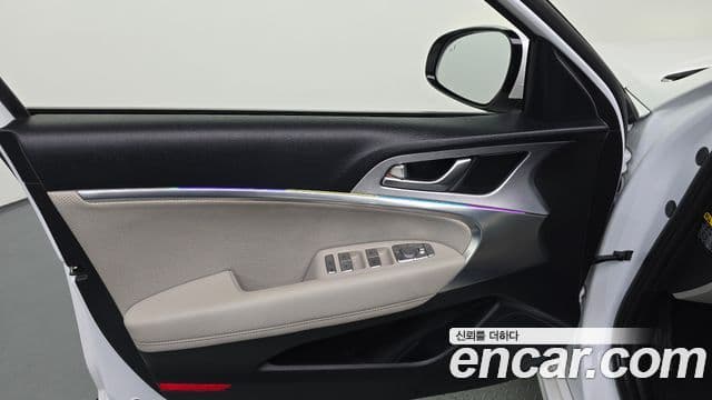 Genesis G70 2019 — ფოტო 22/35