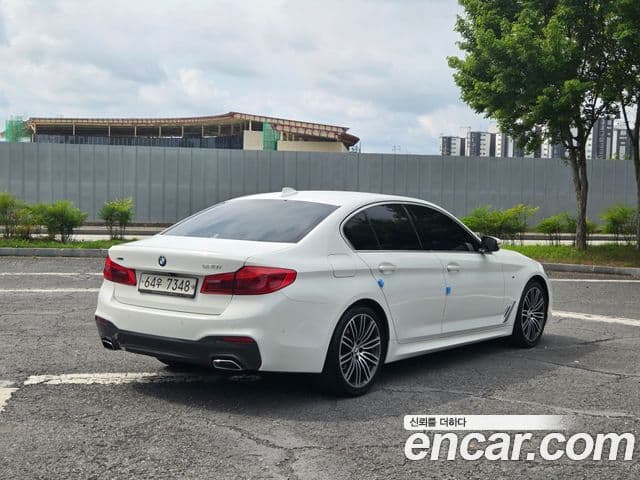 BMW 5 Series 2019 — Фото 3/20
