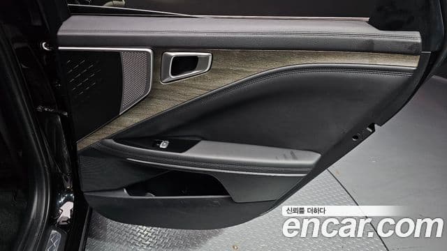 Kia K8 2022 — Photo 11/30