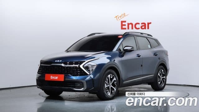 Kia Sportage 2023 — Фото 1/20