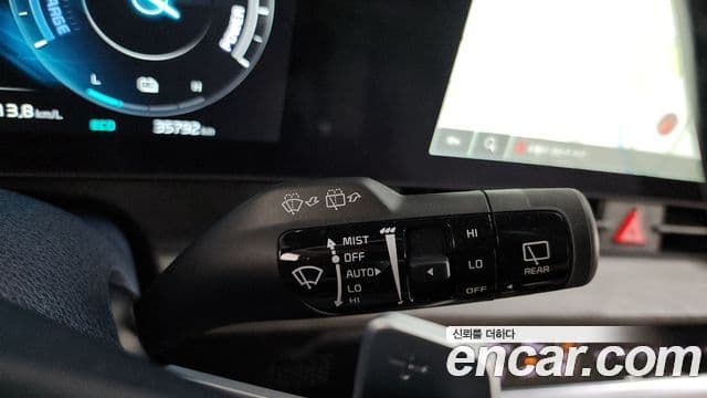 Kia Sportage 2023 — Фото 12/20