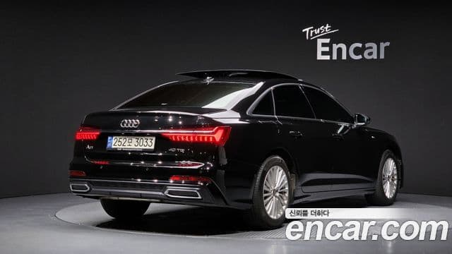 Audi A6 2020 — ფოტო 2/20
