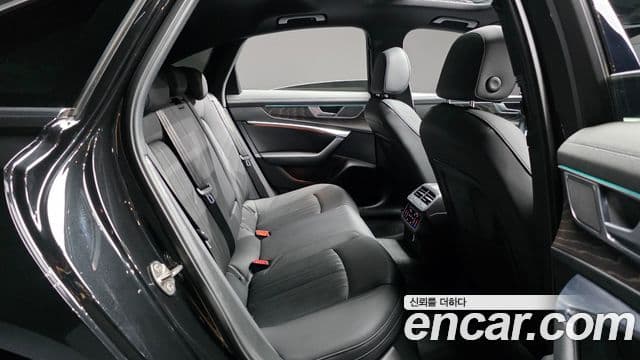 Audi A6 2020 — ფოტო 11/20
