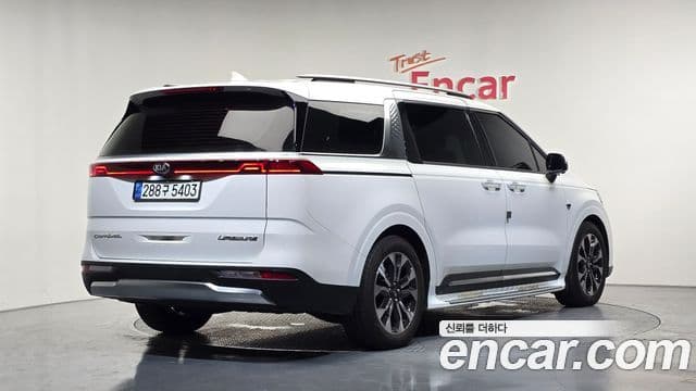 Kia Carnival 2021 — Фото 2/20