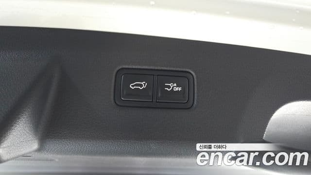 Kia Carnival 2021 — Фото 16/20
