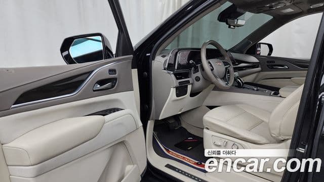 Cadillac Escalade 2023 — Photo 5/34