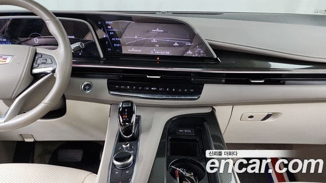 Cadillac Escalade 2023 — Photo 6/34
