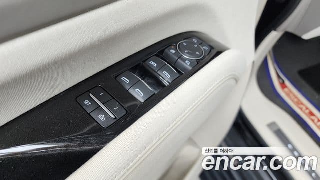 Cadillac Escalade 2023 — Photo 4/34