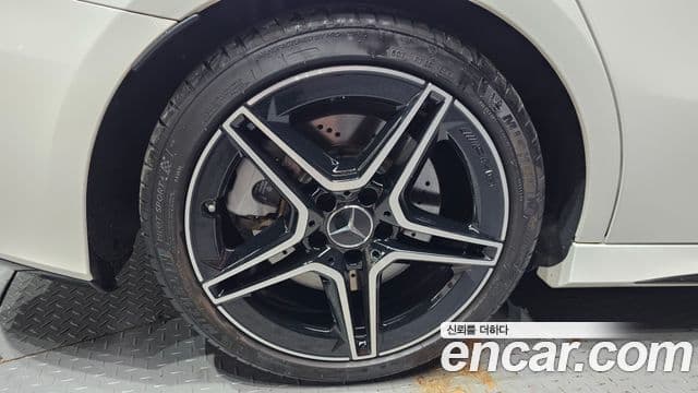 Mercedes-Benz A-Class 2022 — Фото 5/20
