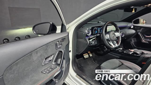 Mercedes-Benz A-Class 2022 — Фото 10/20