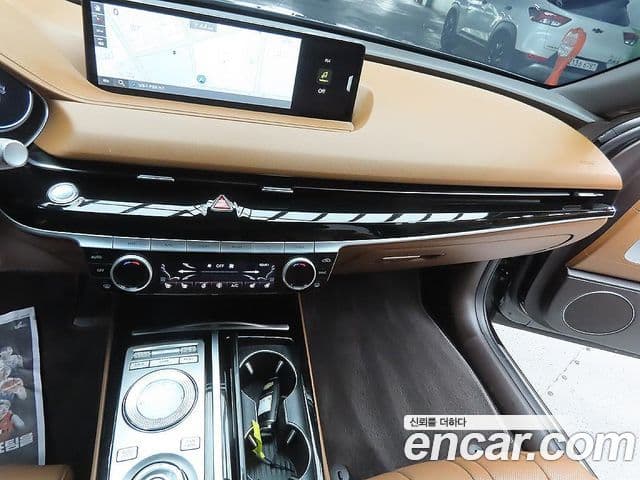 Genesis Electrified G80 2022 — Şəkil 12/20