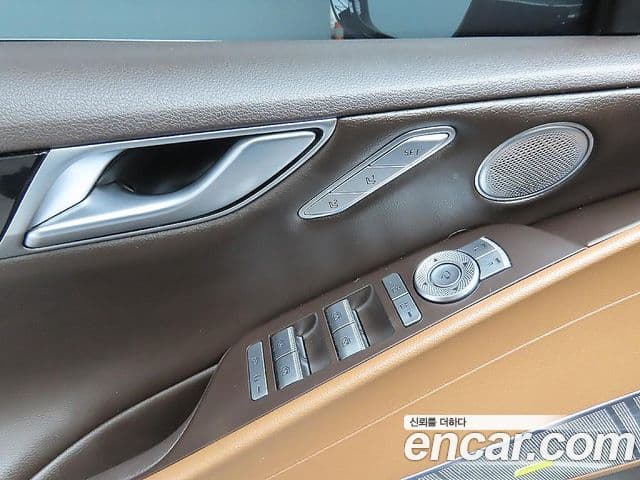 Genesis Electrified G80 2022 — Şəkil 15/20