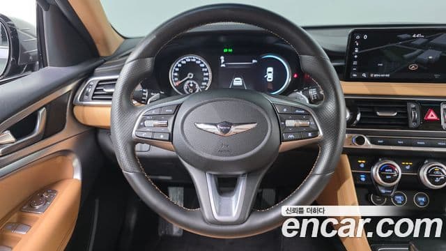 Genesis G70 2021 — ფოტო 13/20