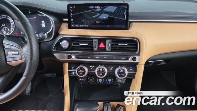 Genesis G70 2021 — ფოტო 16/20