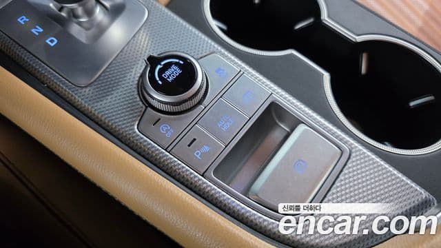 Genesis G70 2021 — ფოტო 19/20