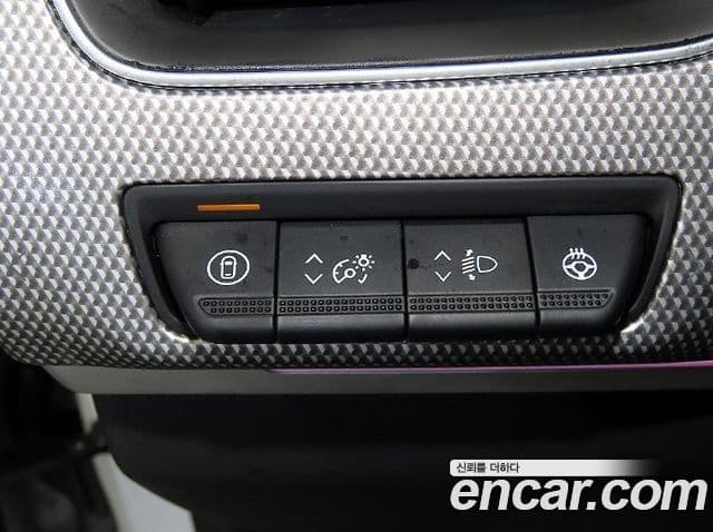 Renault Samsung Arkana 2025 — Фото 14/20
