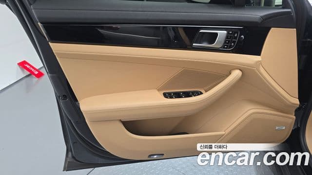 Porsche Panamera 2020 — Photo 3/32