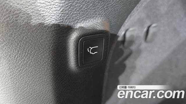 Jeep Cherokee 2022 — Photo 16/30