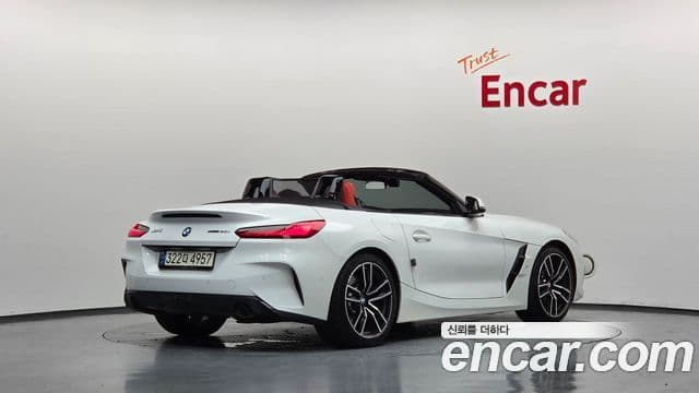 BMW Z4 2024 — Фото 1/20