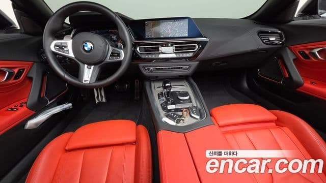BMW Z4 2024 — Фото 10/20