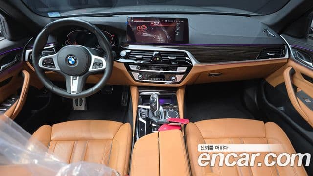 BMW 5 Series 2020 — Фото 7/20