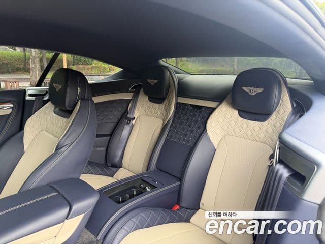 Bentley Continental GT 2019 — Şəkil 11/20