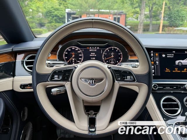 Bentley Continental GT 2019 — фото 12 из 20