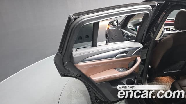 BMW X4 2024 — Şəkil 11/38