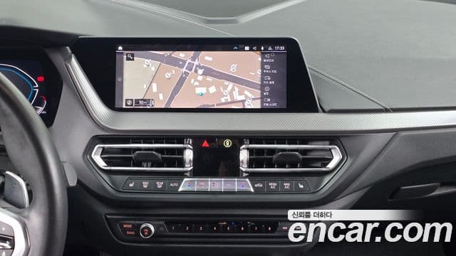 BMW 1 Series 2021 — ფოტო 12/20