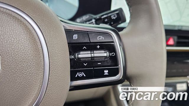 Kia Carnival 2024 — Фото 15/20