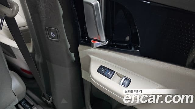 Kia Carnival 2024 — Фото 20/20