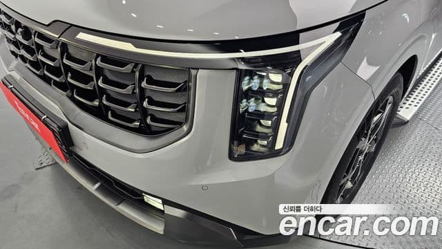 Kia Carnival 2024 — ფოტო 18/30