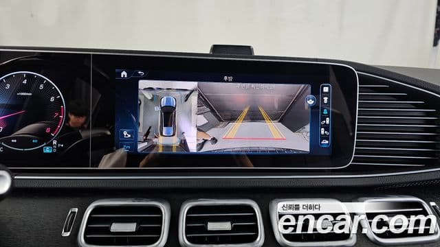 Mercedes-Benz GLS-Class 2024 — Фото 15/20