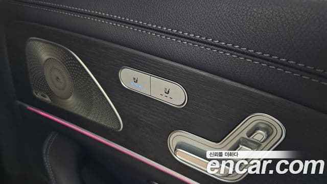 Mercedes-Benz GLS-Class 2024 — Фото 19/20