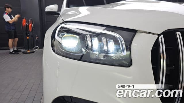 Mercedes-Benz GLS-Class 2024 — Photo 3/39