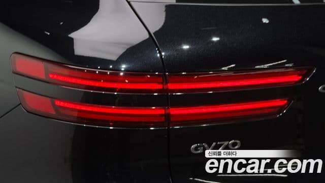 Genesis GV70 2022 — ფოტო 34/34